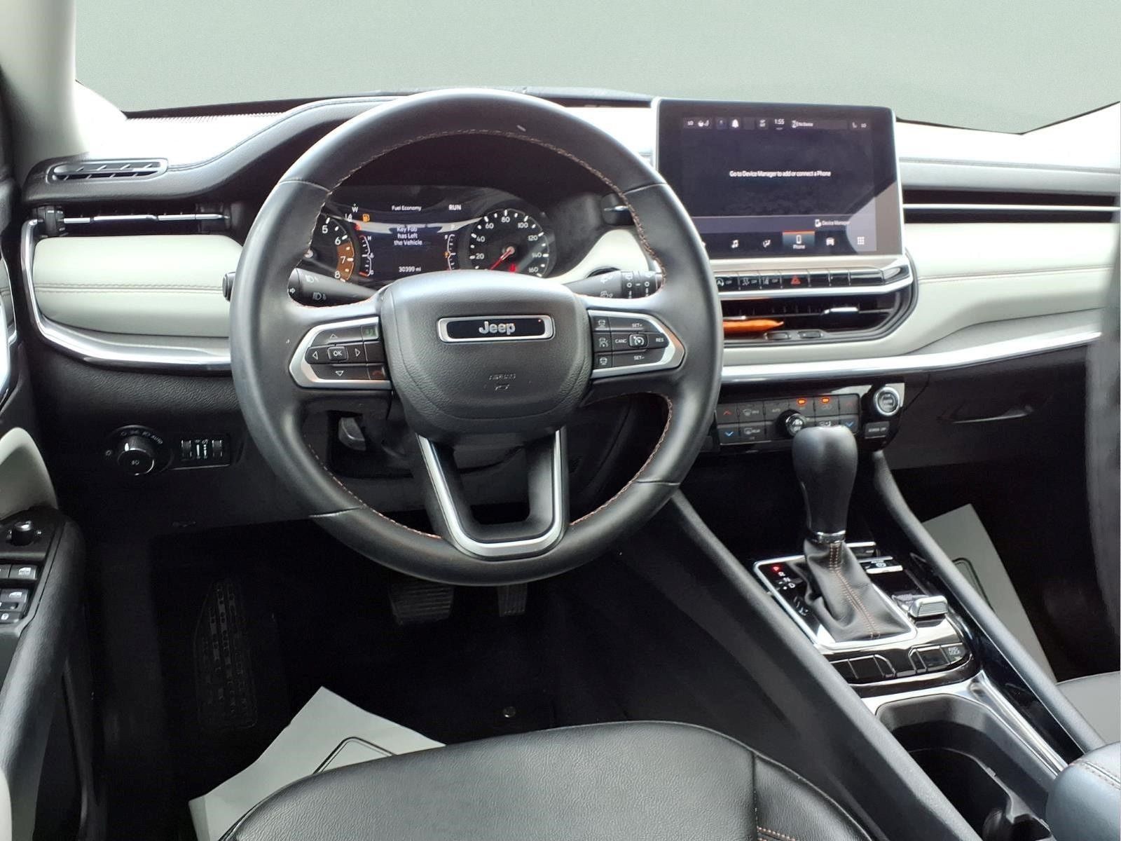 Used 2022 Jeep Compass Limited AWD/4WD image 3