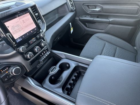 New 2026 RAM 1500 Express AWD/4WD image 30