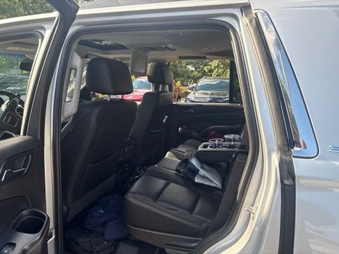 Used 2018 GMC Yukon SLT w/ Open Road Package AWD/4WD image 8