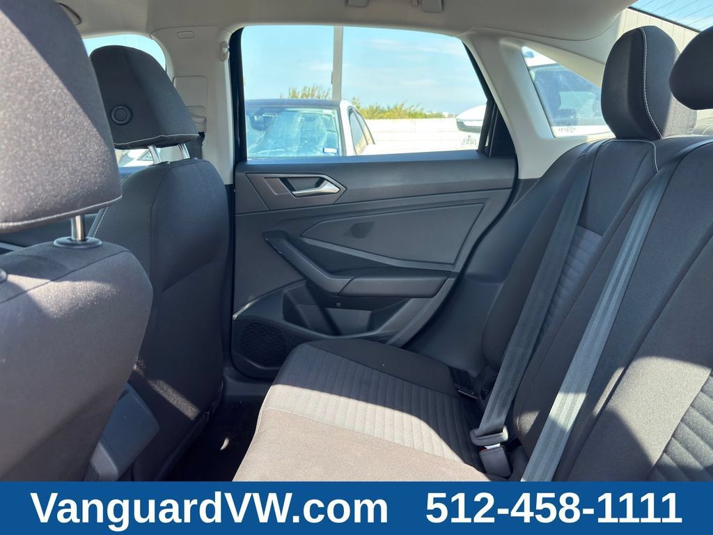Used 2024 Volkswagen Jetta S FWD image 28