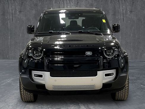 Used 2025 Land Rover Defender 130 S AWD/4WD image 2