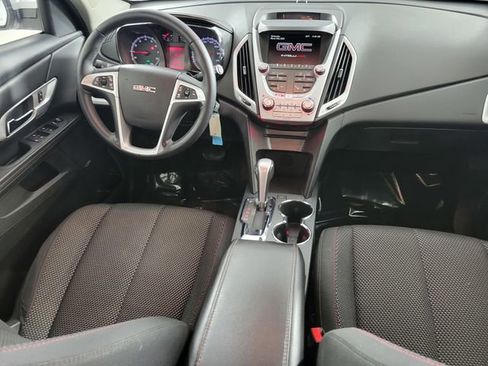Used 2015 GMC Terrain SLE w/ Safety Package AWD/4WD image 34