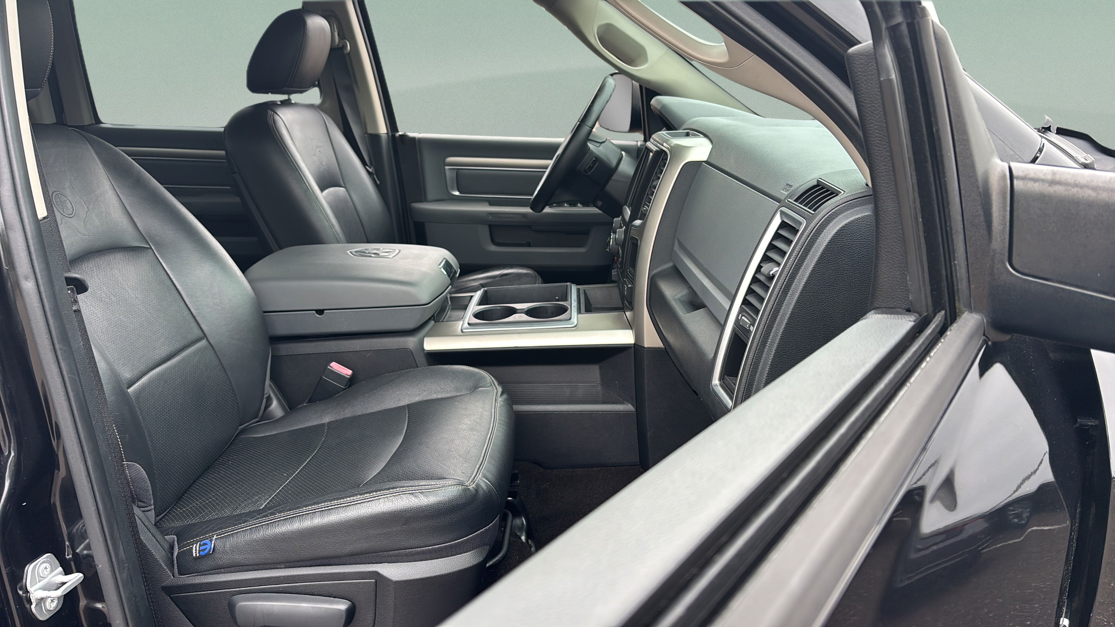 Used 2015 RAM 1500 Lone Star RWD image 22