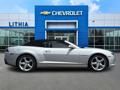 Used 2015 Chevrolet Camaro LT RWD image 8