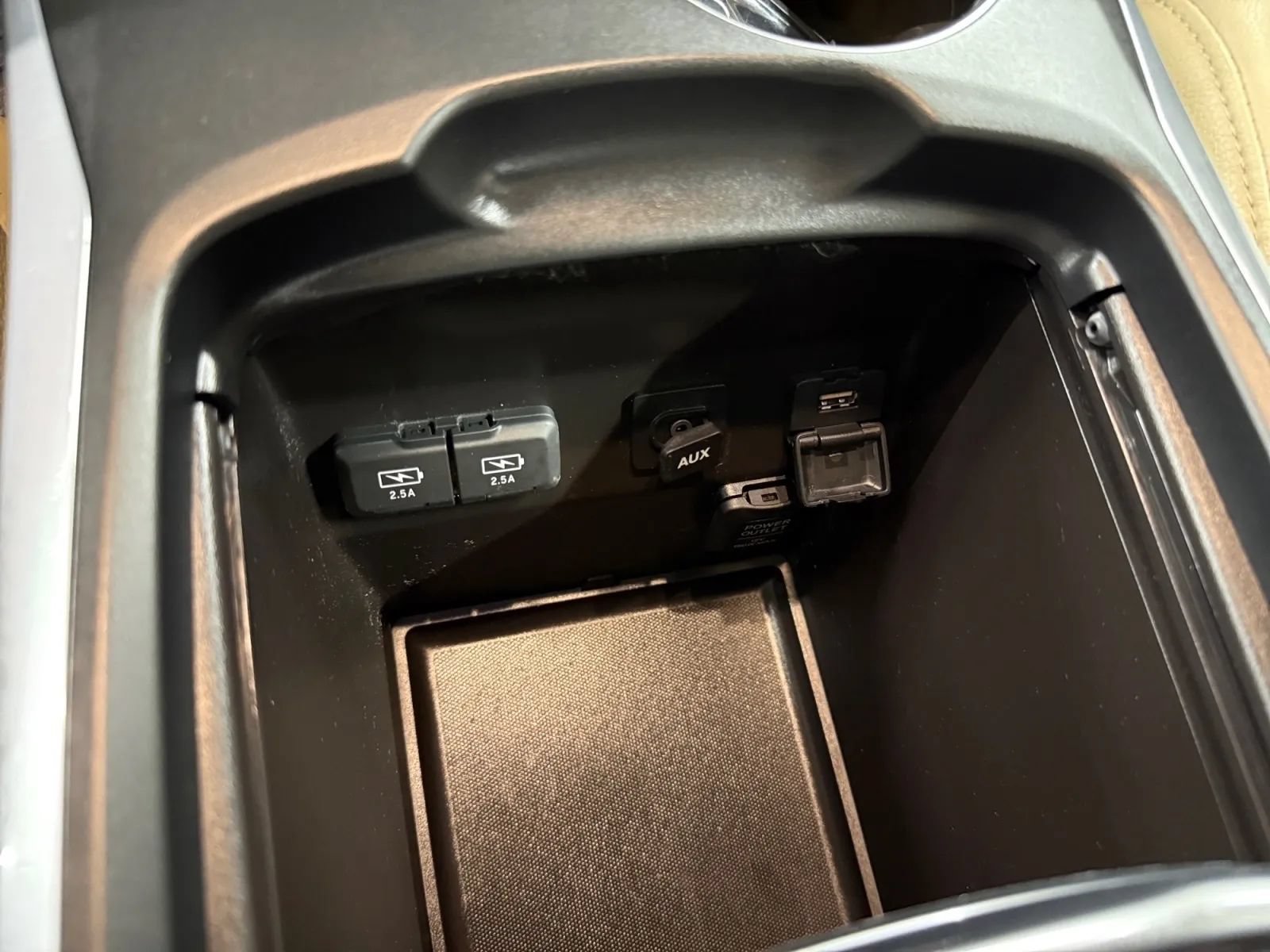 Used 2018 Acura MDX w/ Technology Package AWD/4WD image 28