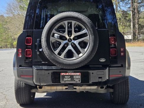 Used 2020 Land Rover Defender 110 HSE image 9