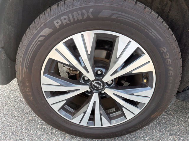 Used 2023 Nissan Rogue SV w/ SV Premium Package AWD/4WD image 11