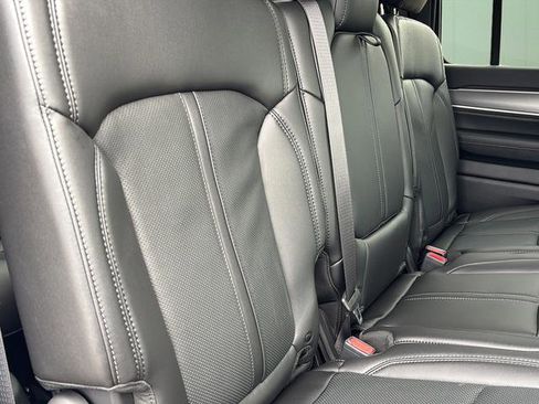 New 2026 Jeep Grand Wagoneer 4WD w/ Premium Group I image 42