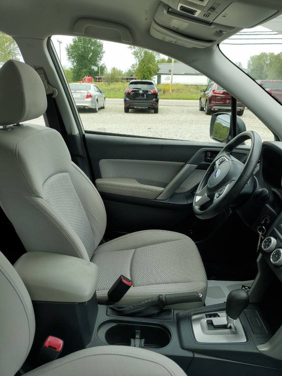 Used 2018 Subaru Forester 2.5i w/ Alloy Wheel Package AWD/4WD image 7