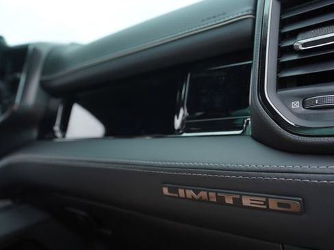 New 2026 RAM 2500 Limited image 32