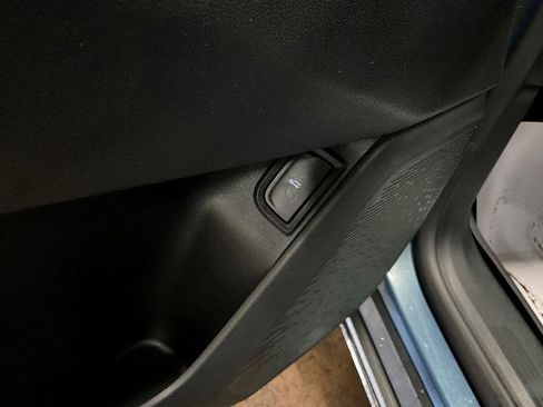 New 2026 Chevrolet Equinox LT w/ Convenience Package II image 28