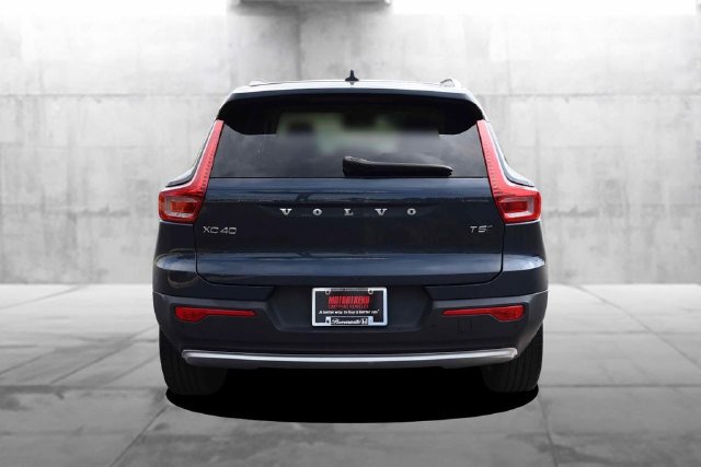Used 2022 Volvo XC40 T5 Inscription w/ Climate Package AWD/4WD image 6