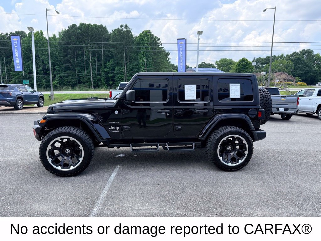 Used 2019 Jeep Wrangler Unlimited Sahara AWD/4WD image 3