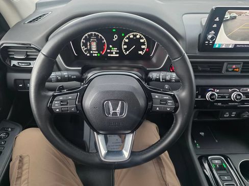 Certified 2025 Honda Pilot EX-L image 21