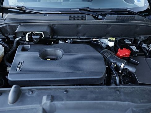 Used 2021 Lincoln Nautilus Reserve image 31