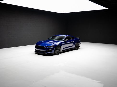 Used 2016 Ford Mustang Shelby GT350 w/ Track Package RWD image 81
