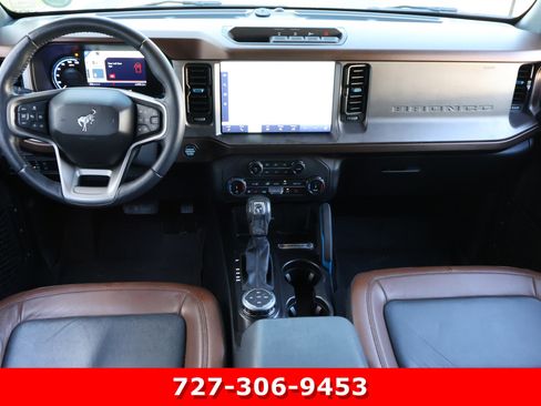 Used 2022 Ford Bronco Outer Banks image 13