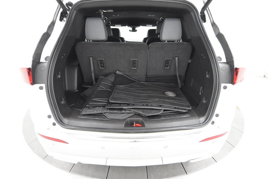 Used 2022 Buick Enclave Essence FWD image 35
