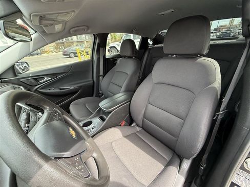 Used 2023 Chevrolet Malibu LT FWD image 23