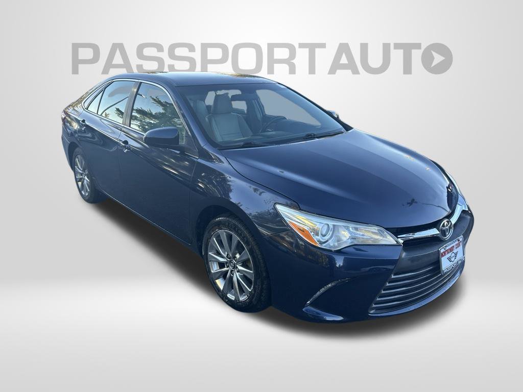 Used 2017 Toyota Camry XLE FWD image 8