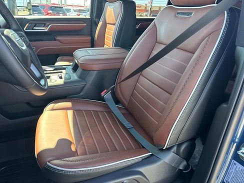 New 2026 GMC Sierra 2500 Denali Ultimate w/ LPO, Black Badging Package image 26