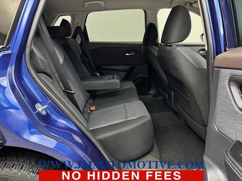 Used 2022 Nissan Rogue SV AWD/4WD image 17