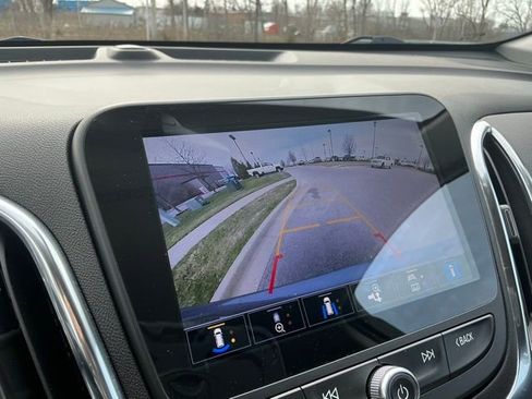 Used 2024 Chevrolet Equinox LT image 29