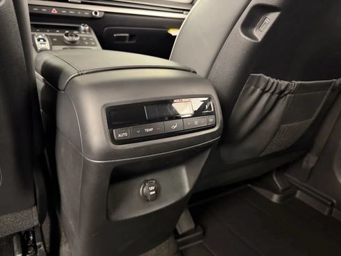 Used 2024 Hyundai Palisade SEL AWD/4WD image 32
