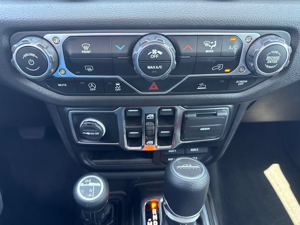New 2025 Jeep Gladiator Sport AWD/4WD image 26