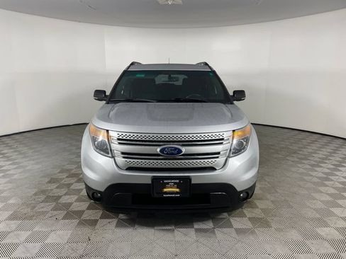 Used 2012 Ford Explorer XLT AWD/4WD image 25