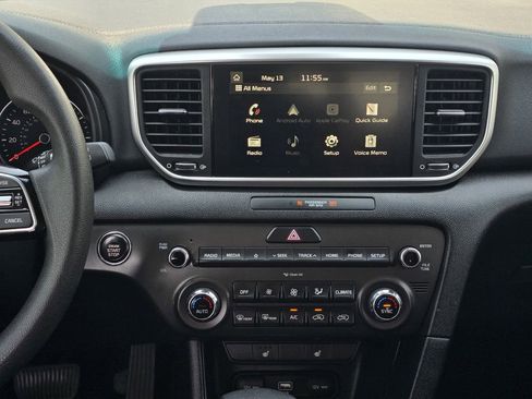 Used 2022 Kia Sportage LX w/ LX FWD Value Edition Package image 16