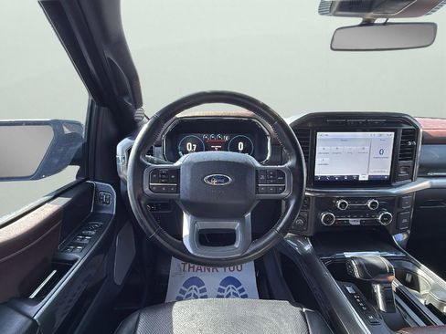 Used 2022 Ford F150 Lariat image 13