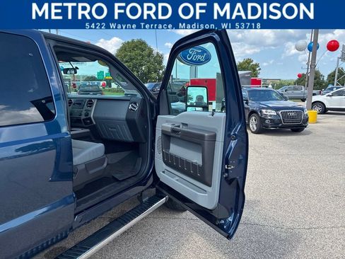 Used 2016 Ford F250 XLT w/ XLT Premium Package AWD/4WD image 45