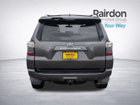 Used 2016 Toyota 4Runner SR5 AWD/4WD image 6