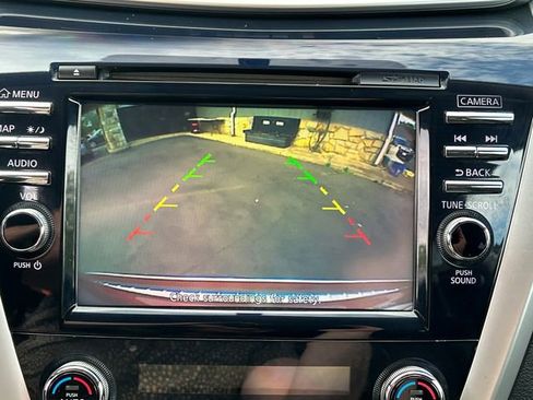 Used 2017 Nissan Murano SV AWD/4WD image 21