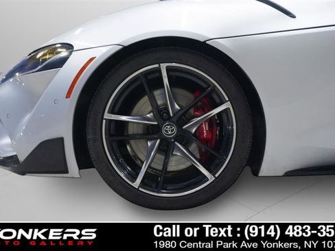 Used 2022 Toyota Supra Premium image 32