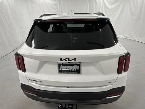 New 2026 Kia Sorento SX Prestige AWD/4WD image 4