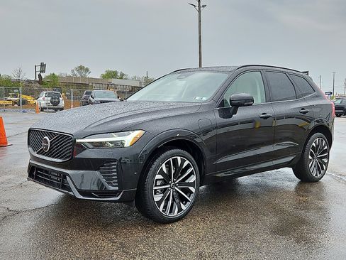 New 2026 Volvo XC60 T8 Ultra w/ Protection Package Premier AWD/4WD image 3