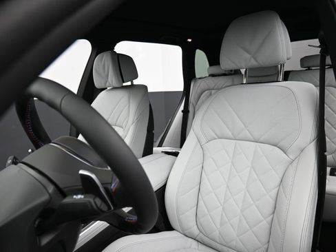 New 2026 BMW X5 M60i AWD/4WD image 30