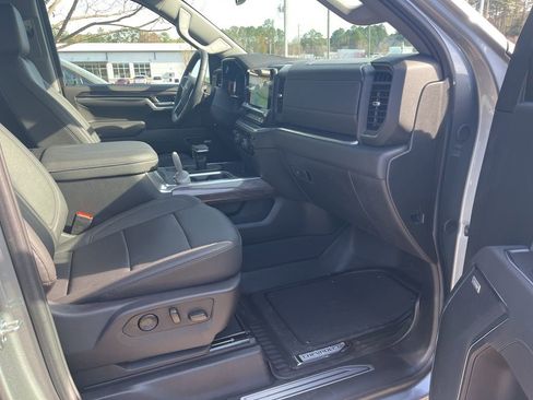 Used 2025 Chevrolet Silverado 1500 LTZ w/ LTZ Convenience Package II image 15