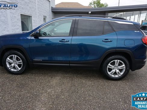 Used 2020 GMC Terrain SLE w/ Driver Convenience Package AWD/4WD image 13