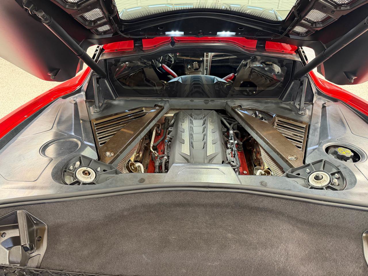 Used 2020 Chevrolet Corvette Stingray Premium Cpe w/ 3LT Preferred Equipment Group RWD image 27