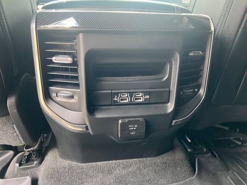 Used 2020 RAM 1500 Sport w/ Leather & Sound Group AWD/4WD image 18