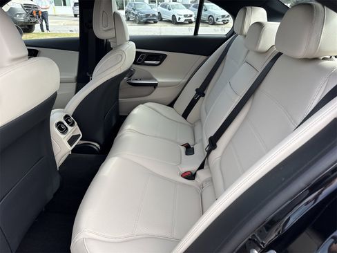 Used 2025 Mercedes-Benz C 300 C 300 image 10