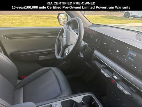 Certified 2024 Kia EV9 Light Long Range RWD image 13