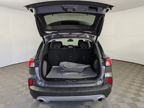 Used 2022 Ford Escape SE w/ Convenience Package image 9