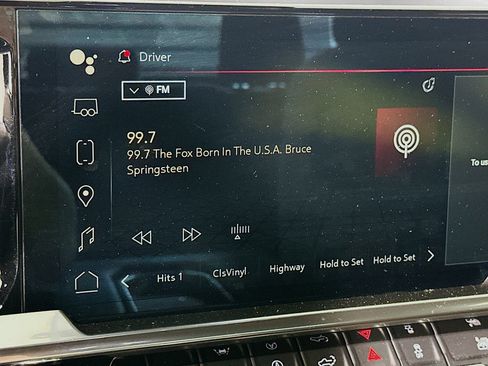 Used 2024 GMC Sierra 1500 Elevation image 21