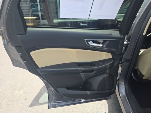 Used 2024 Ford Edge SE w/ Cargo Accessory Package AWD/4WD image 26
