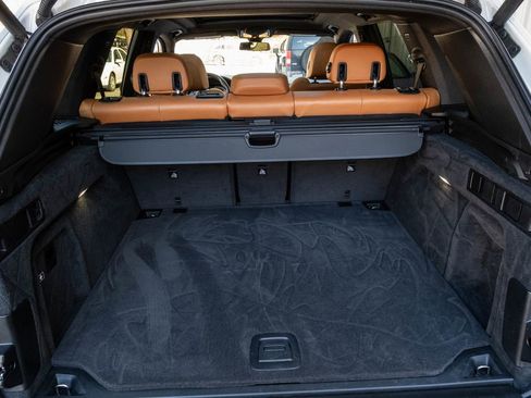 Used 2021 BMW X5 xDrive40i w/ Premium Package image 32