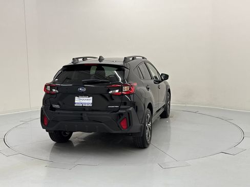 Used 2025 Subaru Crosstrek 2.0i Premium image 5